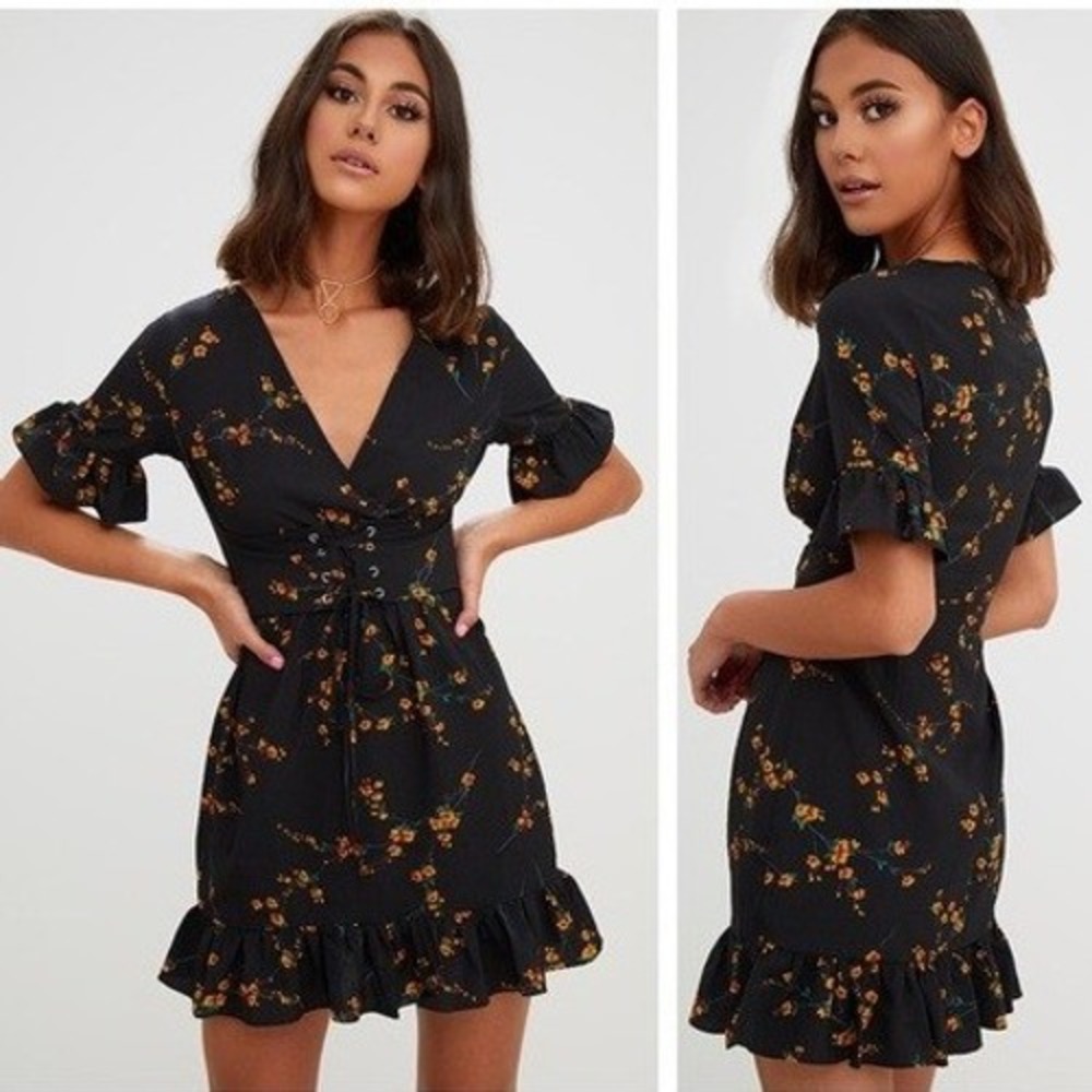 PrettyLittleThing NWT Black Floral Corset Swing Dress Mini Ruffle Sleeve Size 6 - Picture 3 of 12